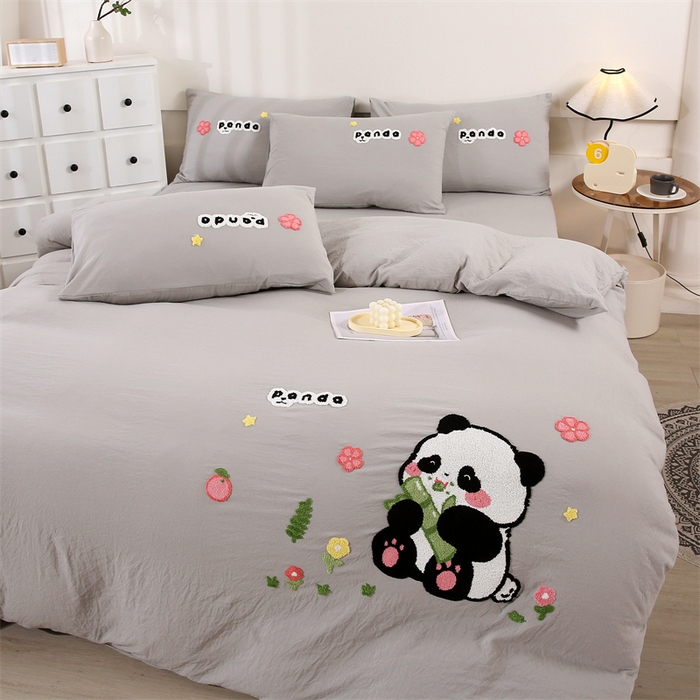 91家纺网 家纺一手货源 找家纺 优米家纺 2025新款A类水洗棉毛巾绣四件套-熊猫 熊猫-绅士灰