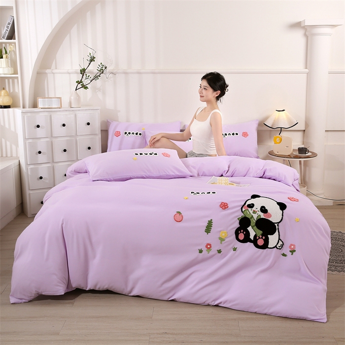 91家纺网 家纺一手货源 找家纺 优米家纺 2025新款A类水洗棉毛巾绣四件套-熊猫 熊猫-神秘紫