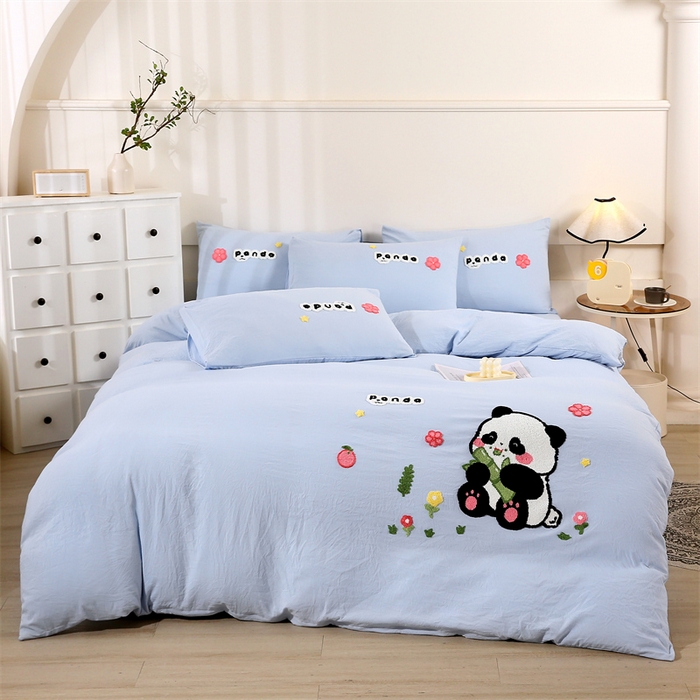 91家纺网 家纺一手货源 找家纺 优米家纺 2025新款A类水洗棉毛巾绣四件套-熊猫 熊猫-天空蓝