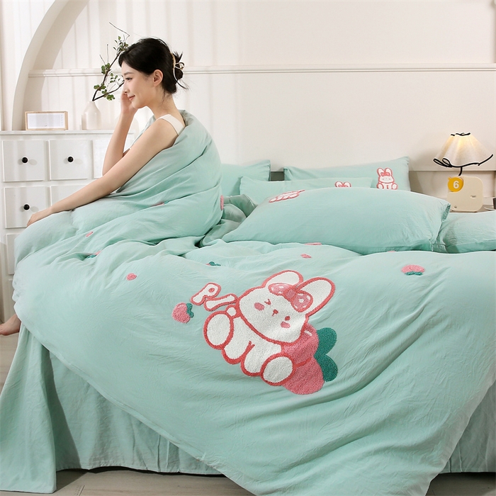 91家纺网 家纺一手货源 找家纺 （总）优米家纺 2025新款A类水洗棉毛巾绣四件套-桃子兔