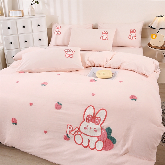 91家纺网 家纺一手货源 找家纺 优米家纺 2025新款A类水洗棉毛巾绣四件套-桃子兔 桃子兔-柔情玉