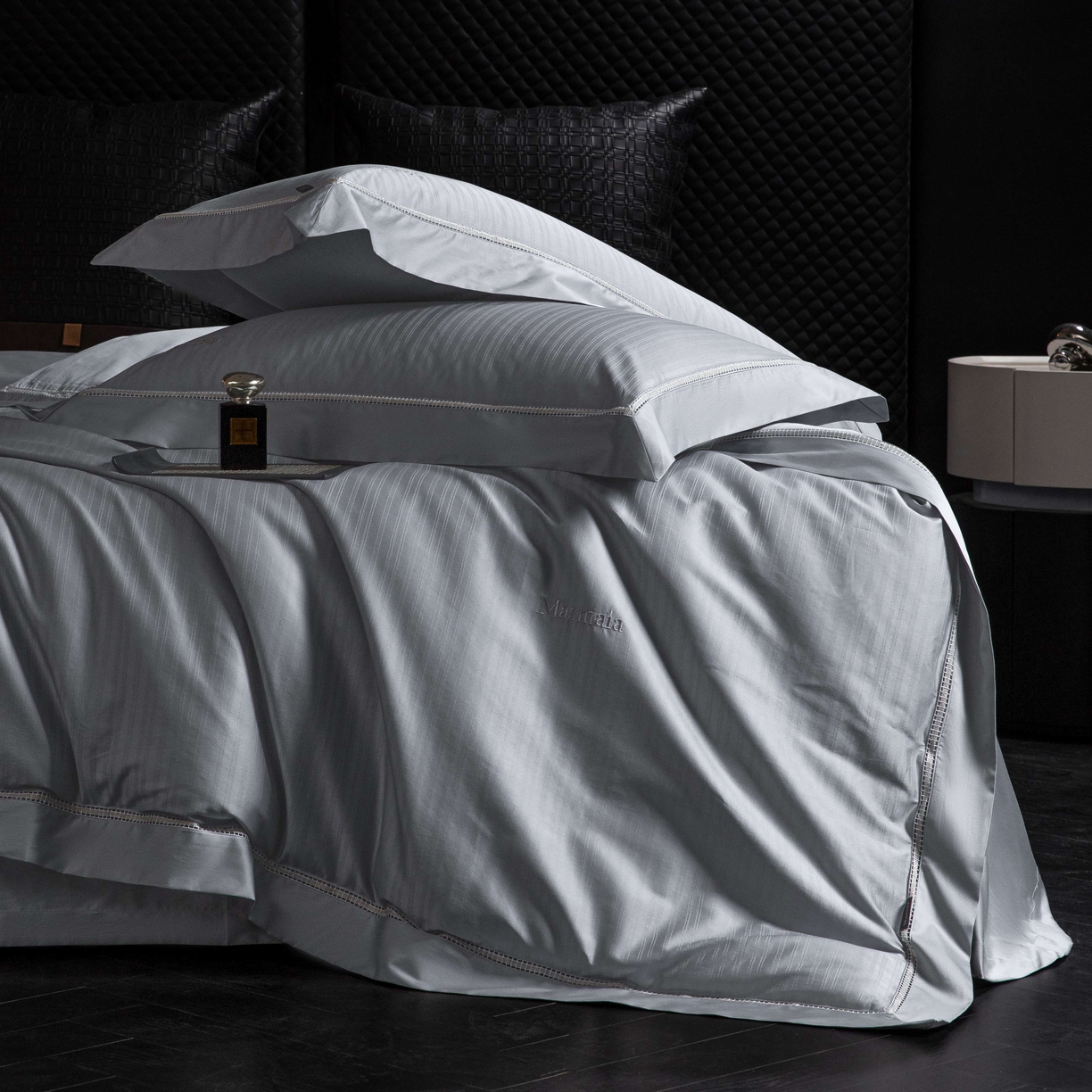 91家纺网 家纺一手货源 找家纺 安莱生活 2025年新品50支全棉纯棉提花系列四件套 韵律