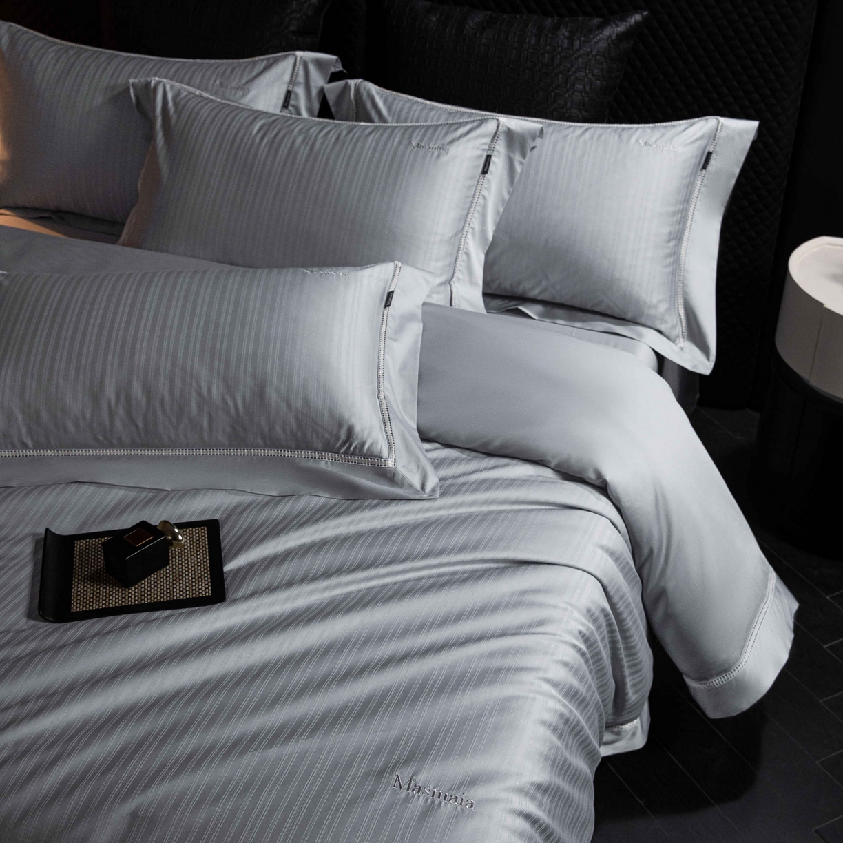 91家纺网 家纺一手货源 找家纺 安莱生活 2025年新品50支全棉纯棉提花系列四件套 韵律