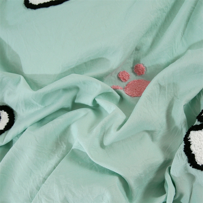 91家纺网 家纺一手货源 找家纺 优米家纺 2025新款A类水洗棉毛巾绣四件套-可爱小狗 可爱小狗-青草绿