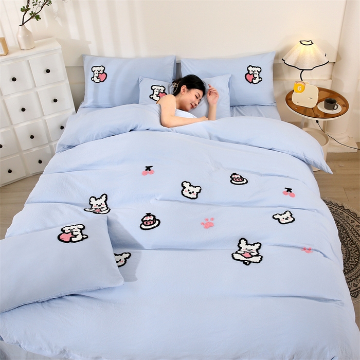 91家纺网 家纺一手货源 找家纺 优米家纺 2025新款A类水洗棉毛巾绣四件套-可爱小狗 可爱小狗-天空蓝