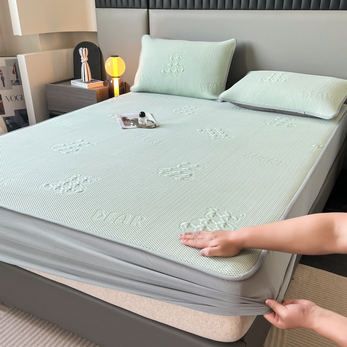 91家纺网 家纺一手货源 找家纺 （总）子曰 2025春夏新款A类中分子430gPE聚乙烯乙纶凉豆豆凉席-床笠款