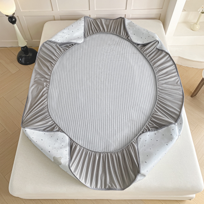 91家纺网 家纺一手货源 找家纺 柒月家居 2025新款小清新印花冰藤系列凉席席子-床笠款 夜空