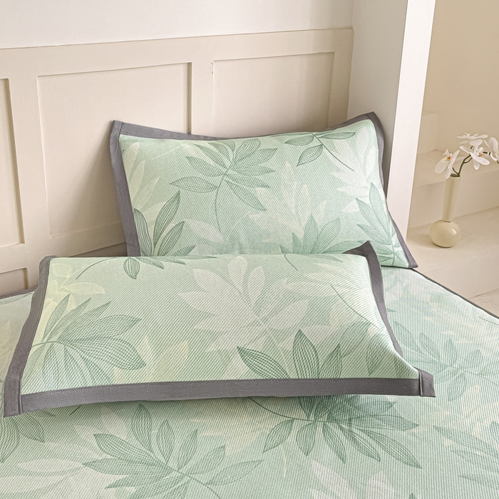 91家纺网 家纺一手货源 找家纺 柒月家居 2025新款小清新印花冰藤系列凉席席子-床笠款 风华-绿