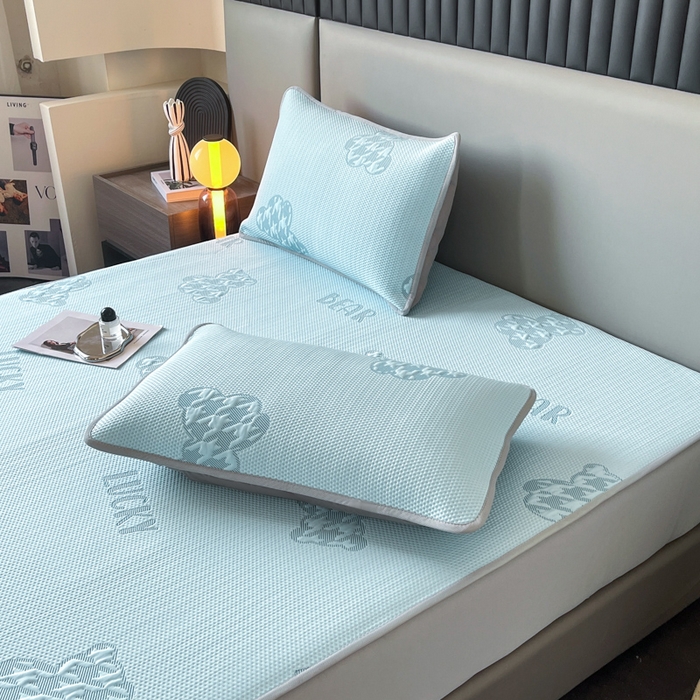 91家纺网 家纺一手货源 找家纺 子曰 2025春夏新款A类中分子430gPE聚乙烯乙纶凉豆豆凉席-床笠款 快乐熊-蓝