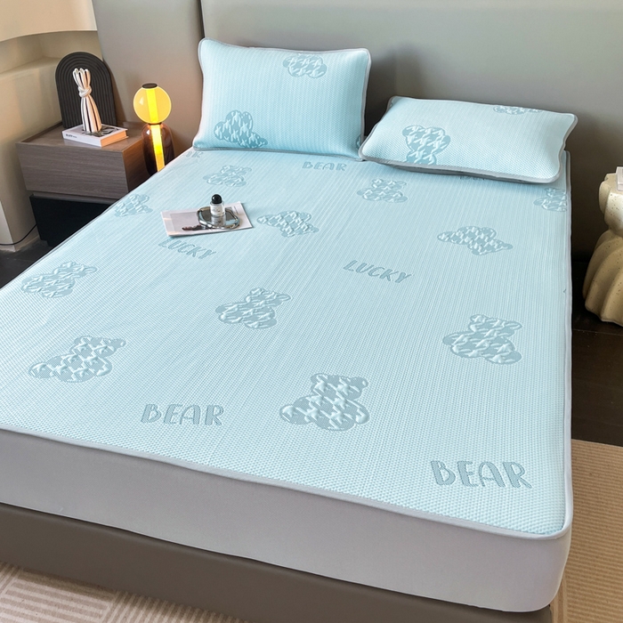 91家纺网 家纺一手货源 找家纺 子曰 2025春夏新款A类中分子430gPE聚乙烯乙纶凉豆豆凉席-床笠款 快乐熊-蓝