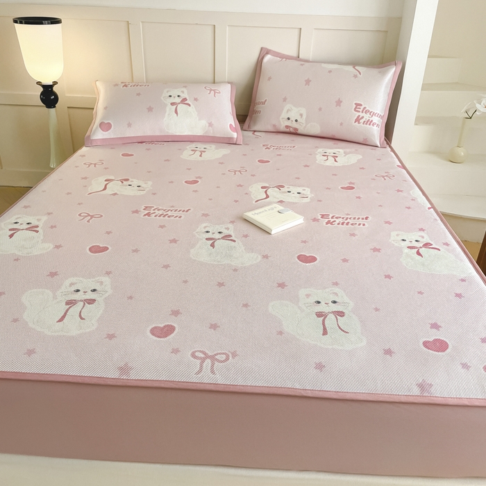 91家纺网 家纺一手货源 找家纺 柒月家居 2025新款小清新印花冰藤系列凉席席子-床笠款 猫猫日记