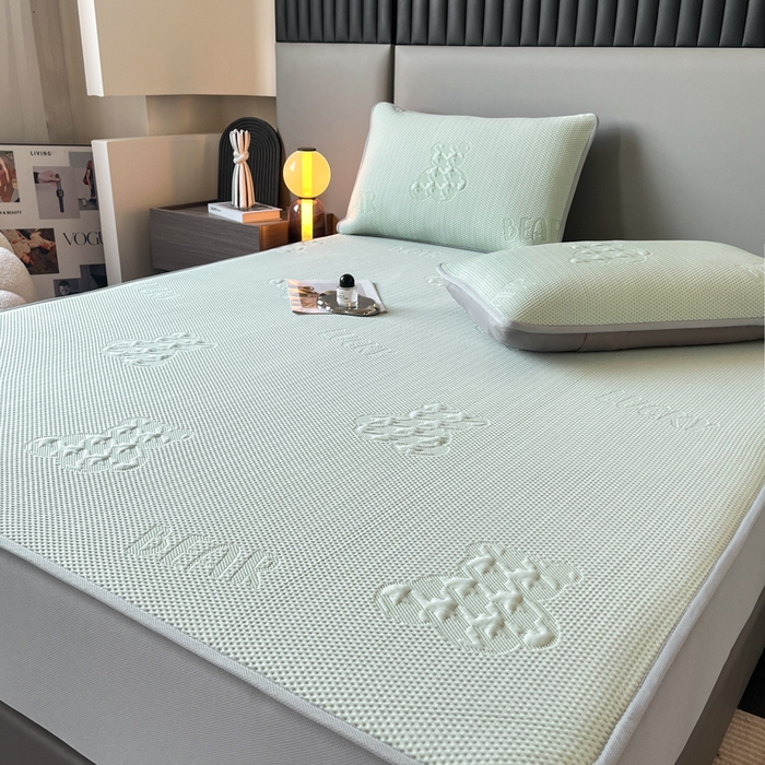 91家纺网 家纺一手货源 找家纺 子曰 2025春夏新款A类中分子430gPE聚乙烯乙纶凉豆豆凉席-床笠款 快乐熊-绿