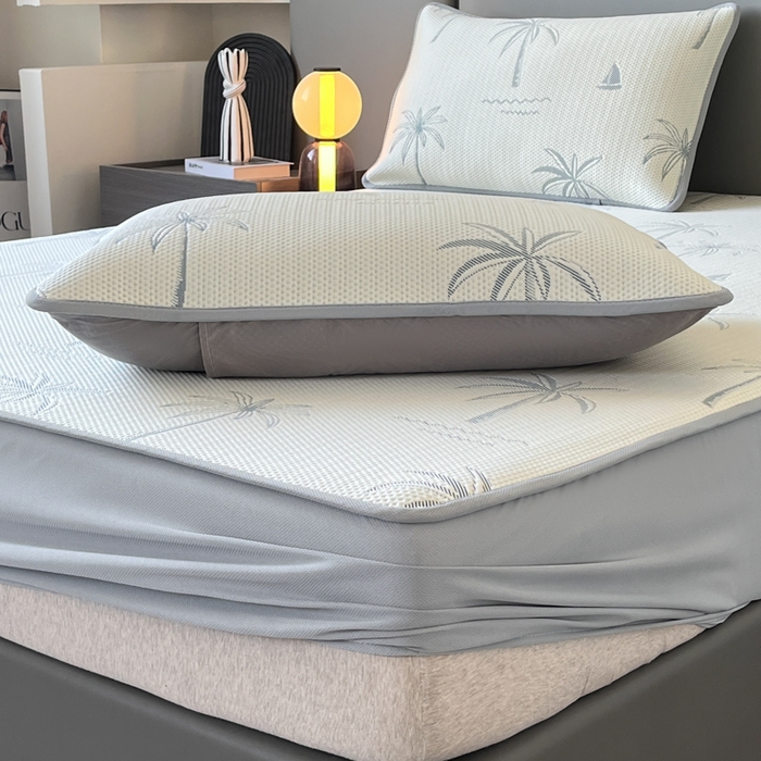 91家纺网 家纺一手货源 找家纺 子曰 2025春夏新款A类中分子430gPE聚乙烯乙纶凉豆豆凉席-床笠款 椰子树