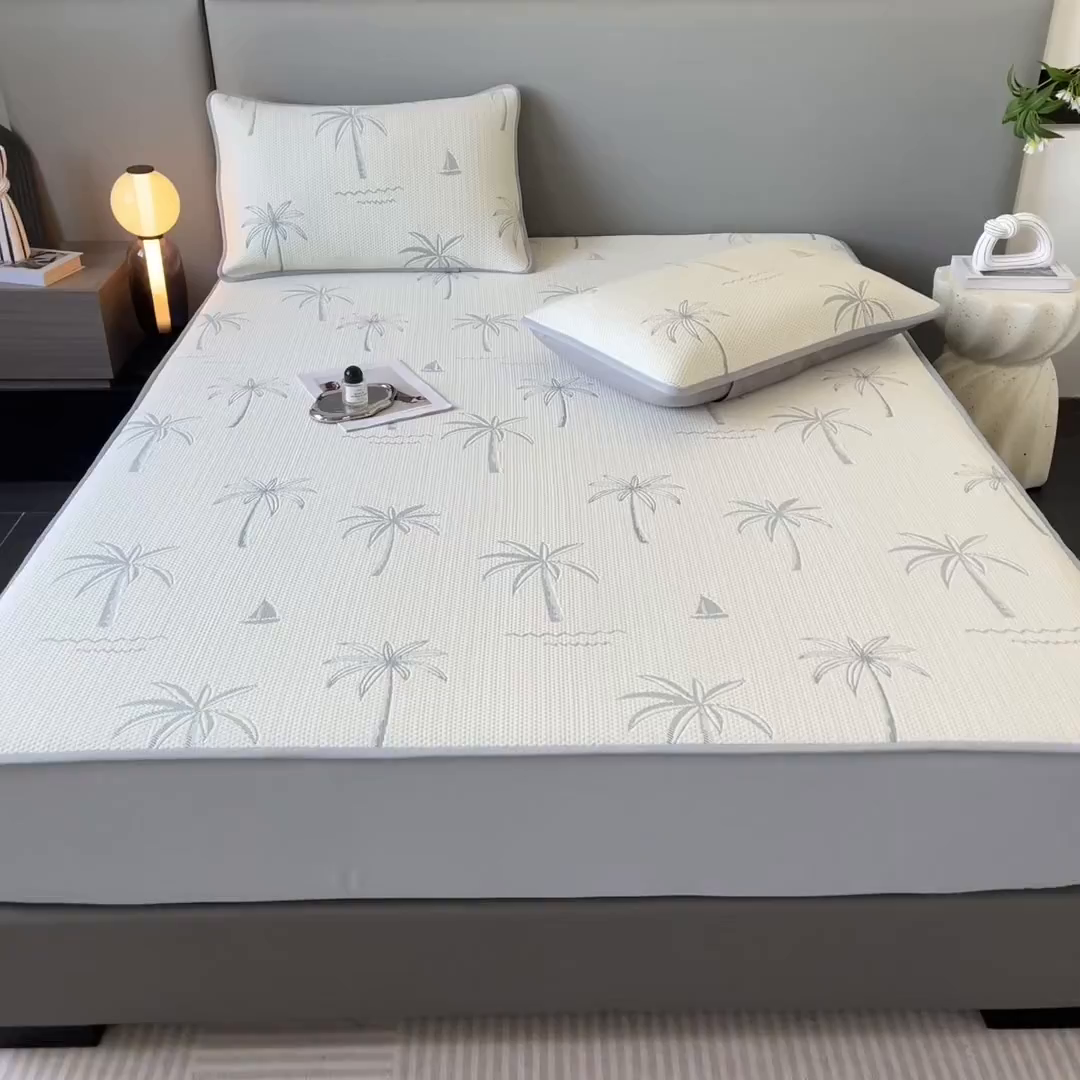 91家纺网 家纺一手货源 找家纺 子曰 2025春夏新款A类中分子430gPE聚乙烯乙纶凉豆豆凉席-床笠款 椰子树