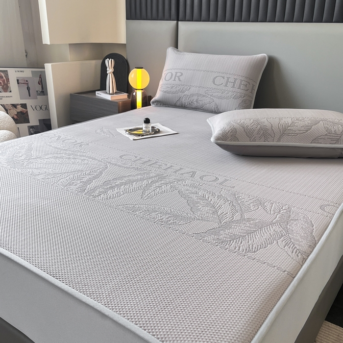 91家纺网 家纺一手货源 找家纺 子曰 2025春夏新款A类中分子430gPE聚乙烯乙纶凉豆豆凉席-床笠款 英伦-灰