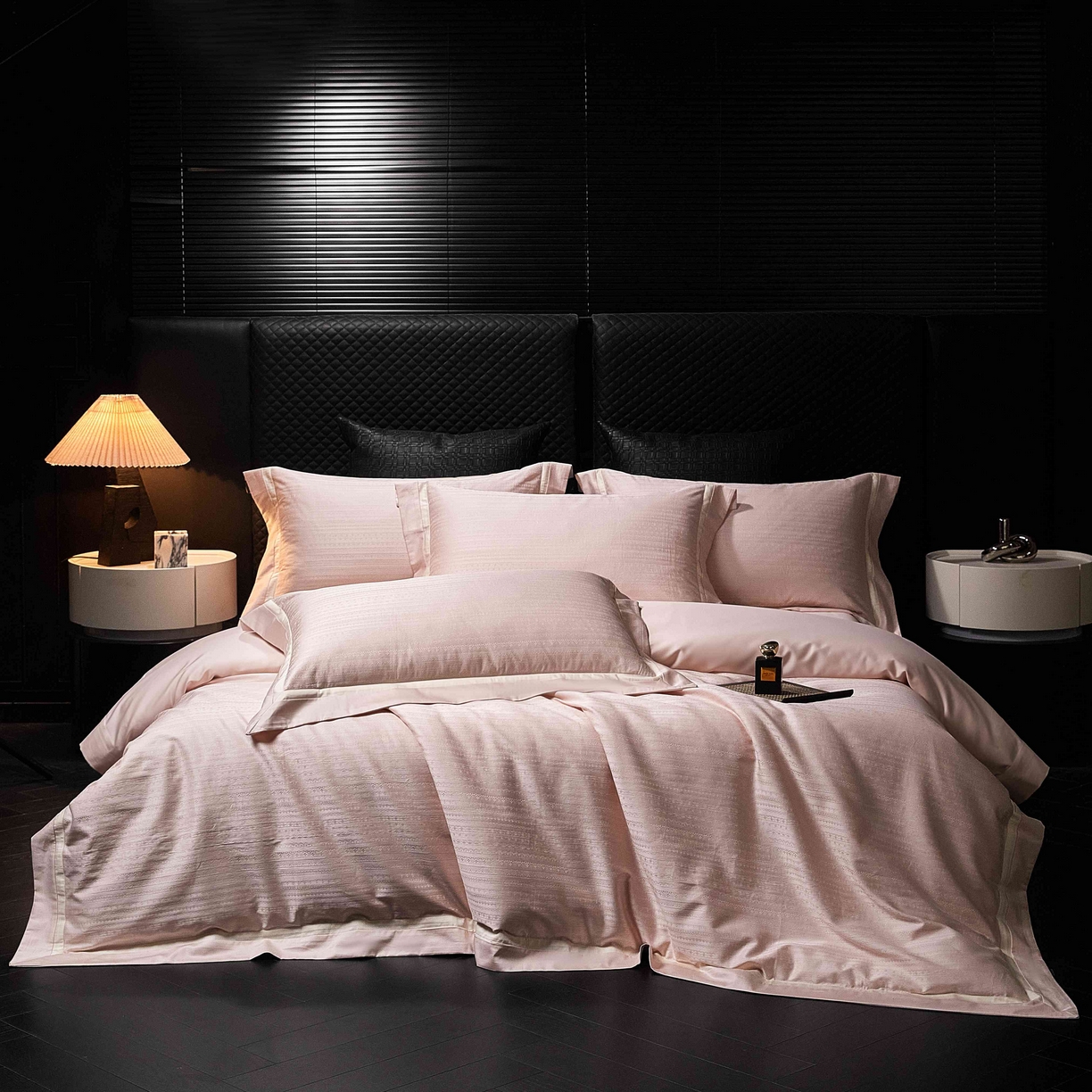 91家纺网 家纺一手货源 找家纺 安莱生活 2025年新品50银丝星晴提花系列四件套 若初