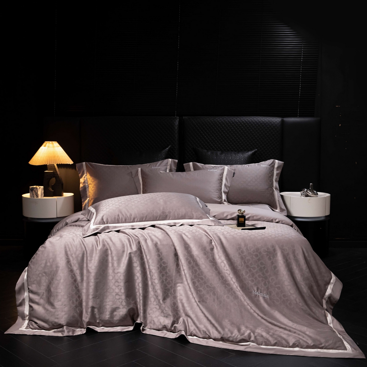 91家纺网 家纺一手货源 找家纺 安莱生活 2025年新品50银丝星晴提花系列四件套 麦图