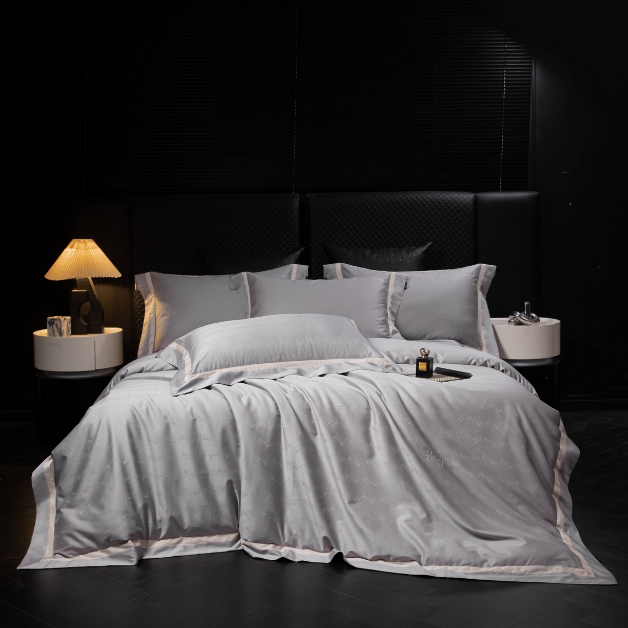 91家纺网 家纺一手货源 找家纺 安莱生活 2025年新品50银丝星晴提花系列四件套 爱格