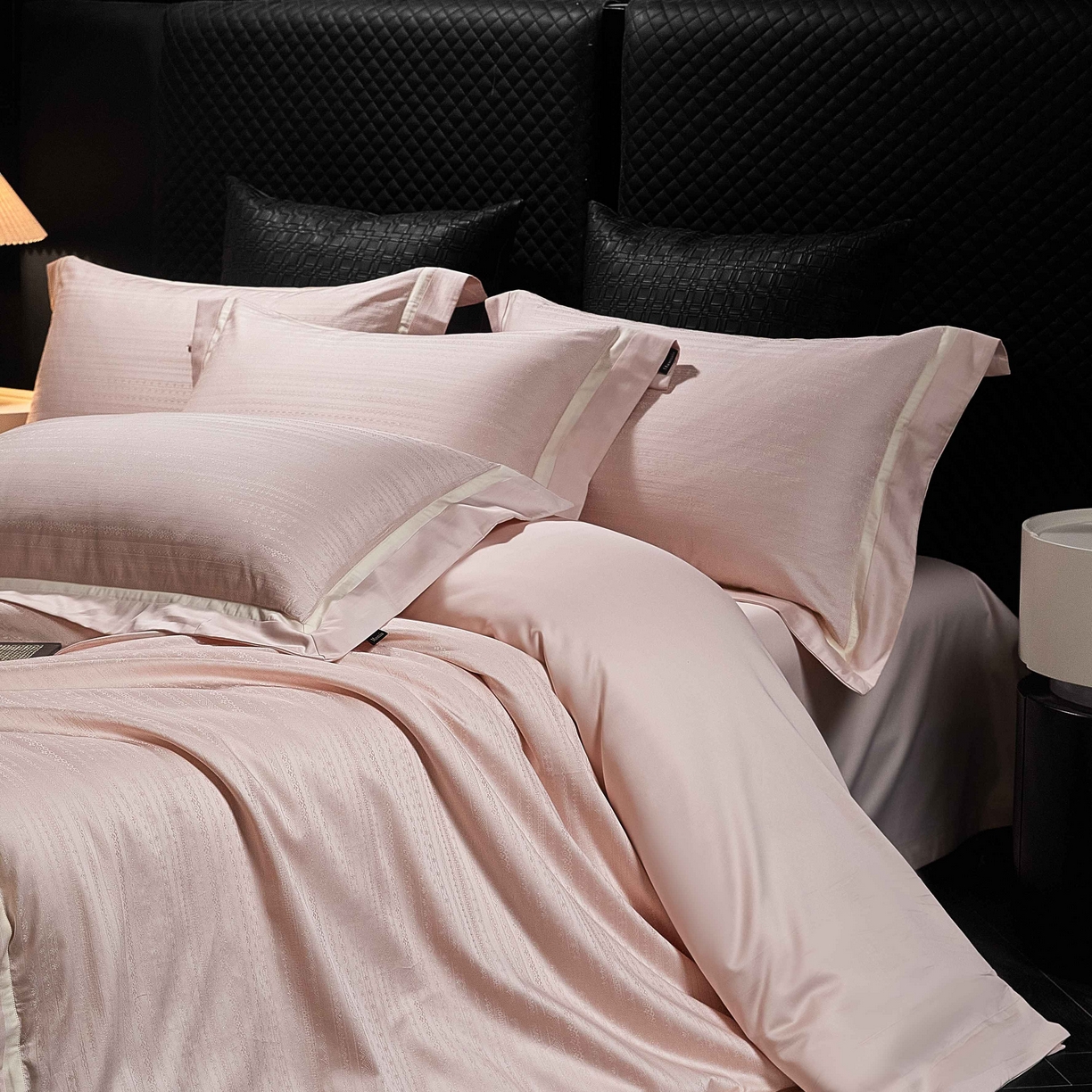 91家纺网 家纺一手货源 找家纺 安莱生活 2025年新品50银丝星晴提花系列四件套 若初