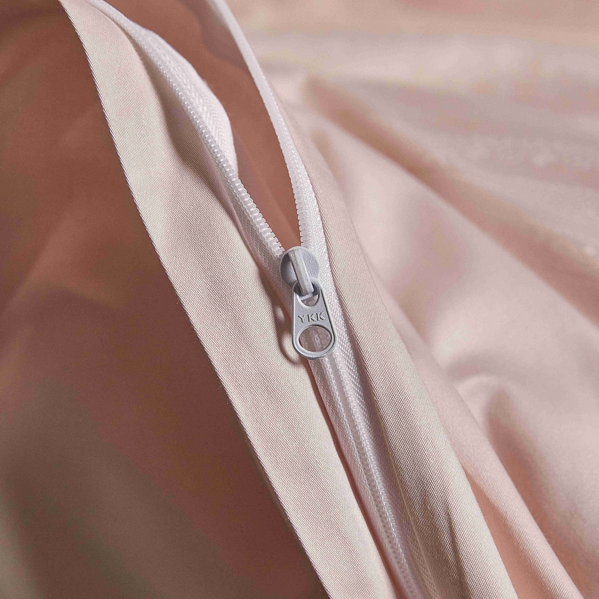 91家纺网 家纺一手货源 找家纺 安莱生活 2025年新品50银丝星晴提花系列四件套 若初