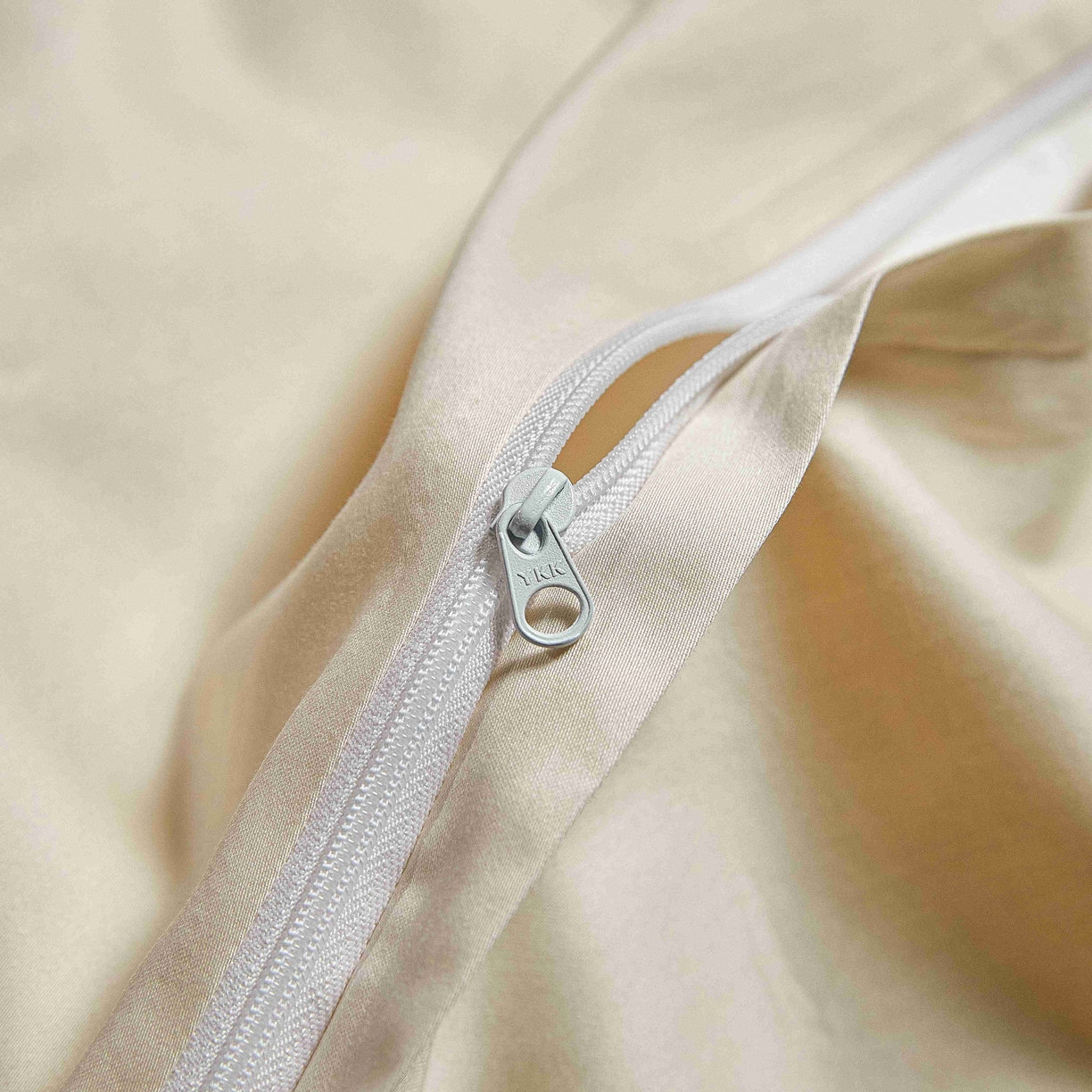 91家纺网 家纺一手货源 找家纺 安莱生活 2025年新品50银丝星晴提花系列四件套 梦莱