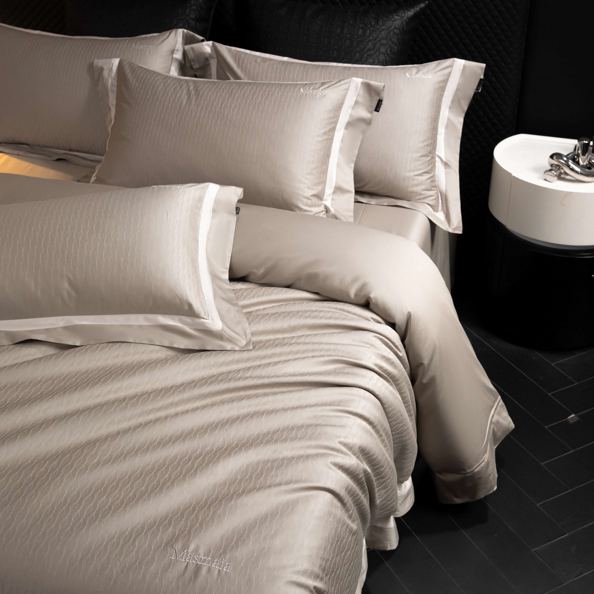 91家纺网 家纺一手货源 找家纺 安莱生活 2025年新品50银丝星晴提花系列四件套 光艺