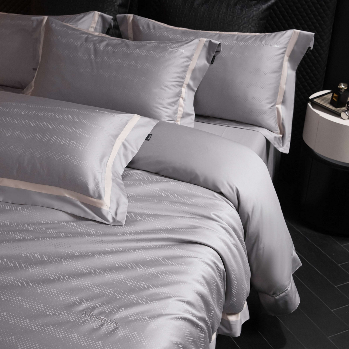 91家纺网 家纺一手货源 找家纺 安莱生活 2025年新品50银丝星晴提花系列四件套 爱格