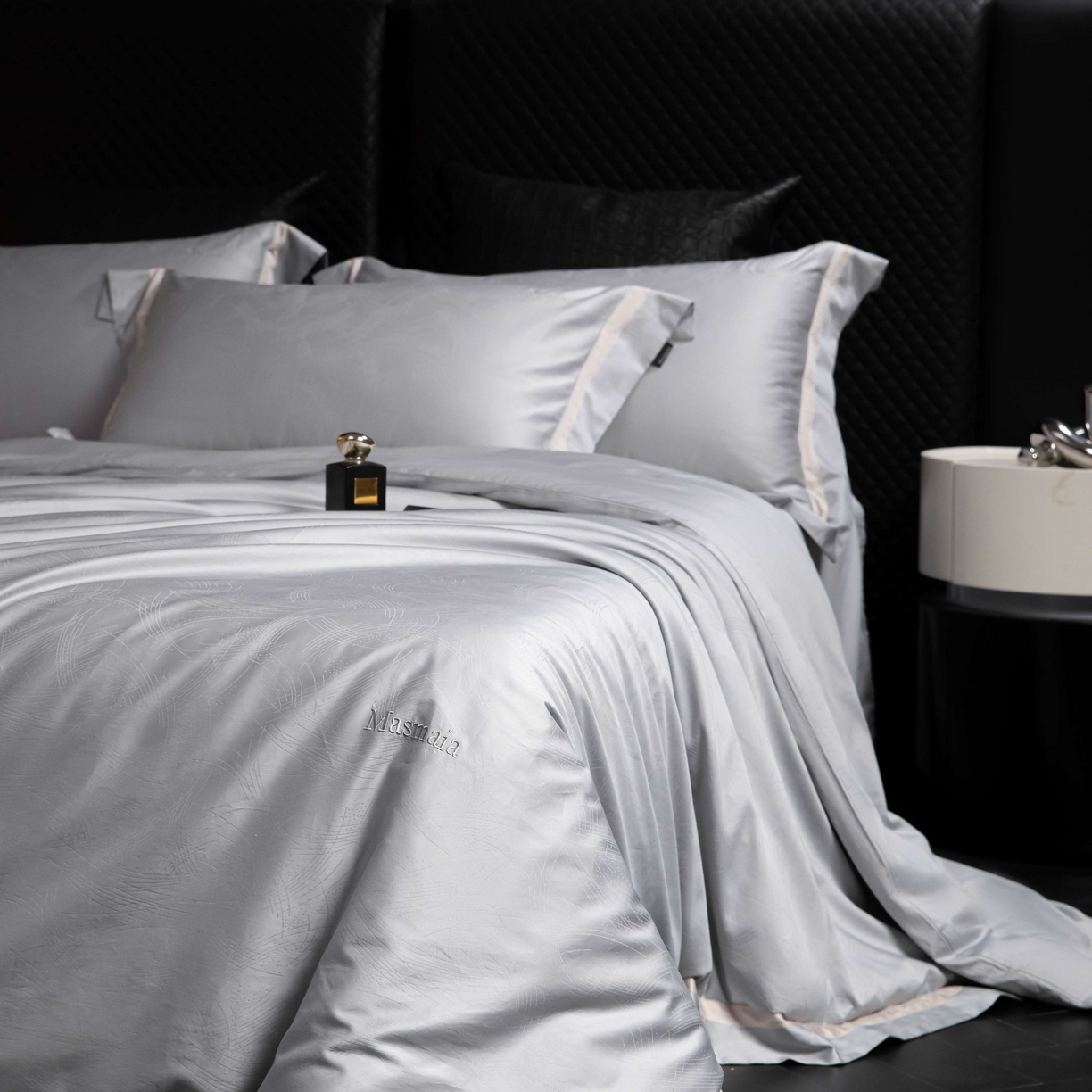 91家纺网 家纺一手货源 找家纺 安莱生活 2025年新品50银丝星晴提花系列四件套 以沫