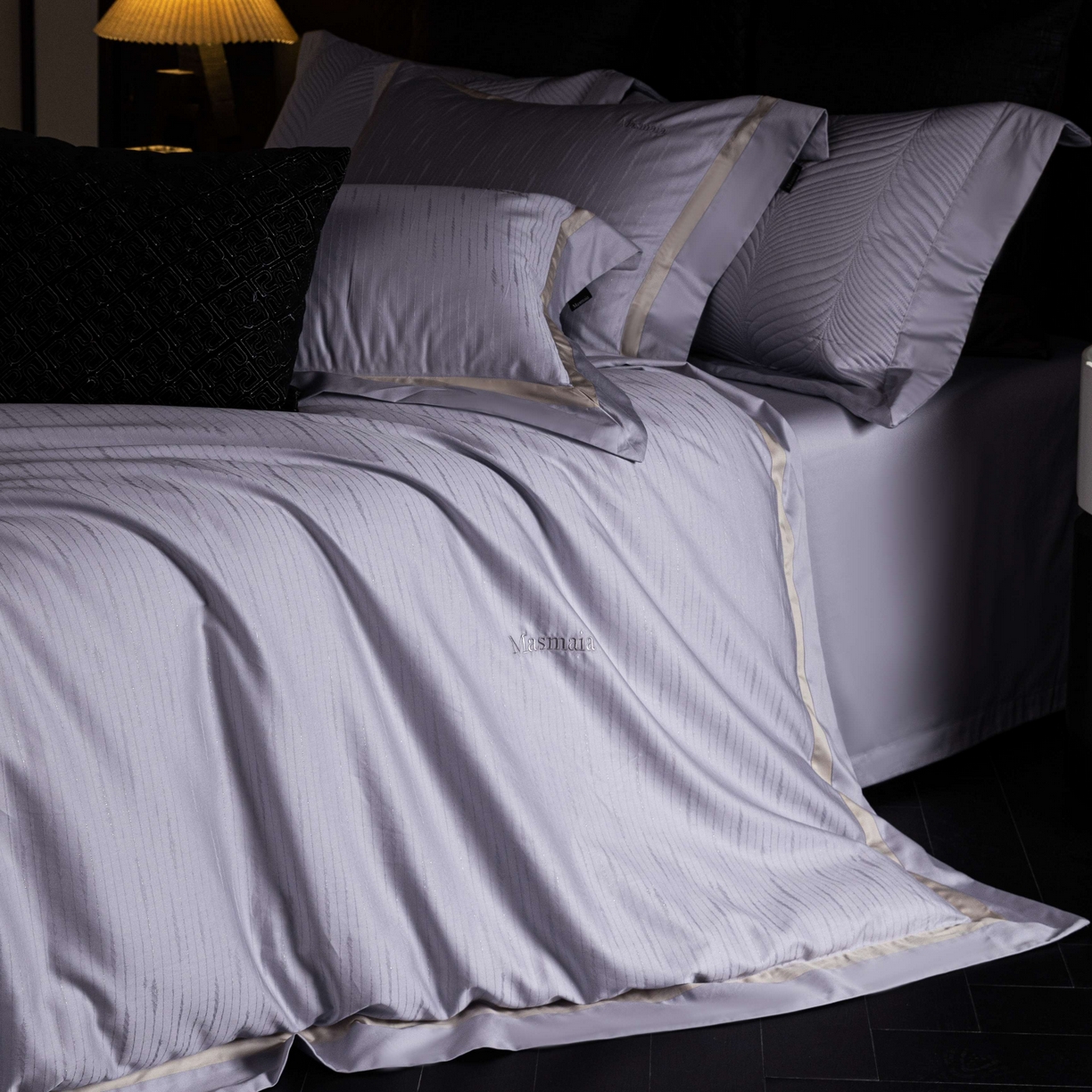 91家纺网 家纺一手货源 找家纺 安莱生活 2025年新品50银丝星晴提花系列四件套 简一