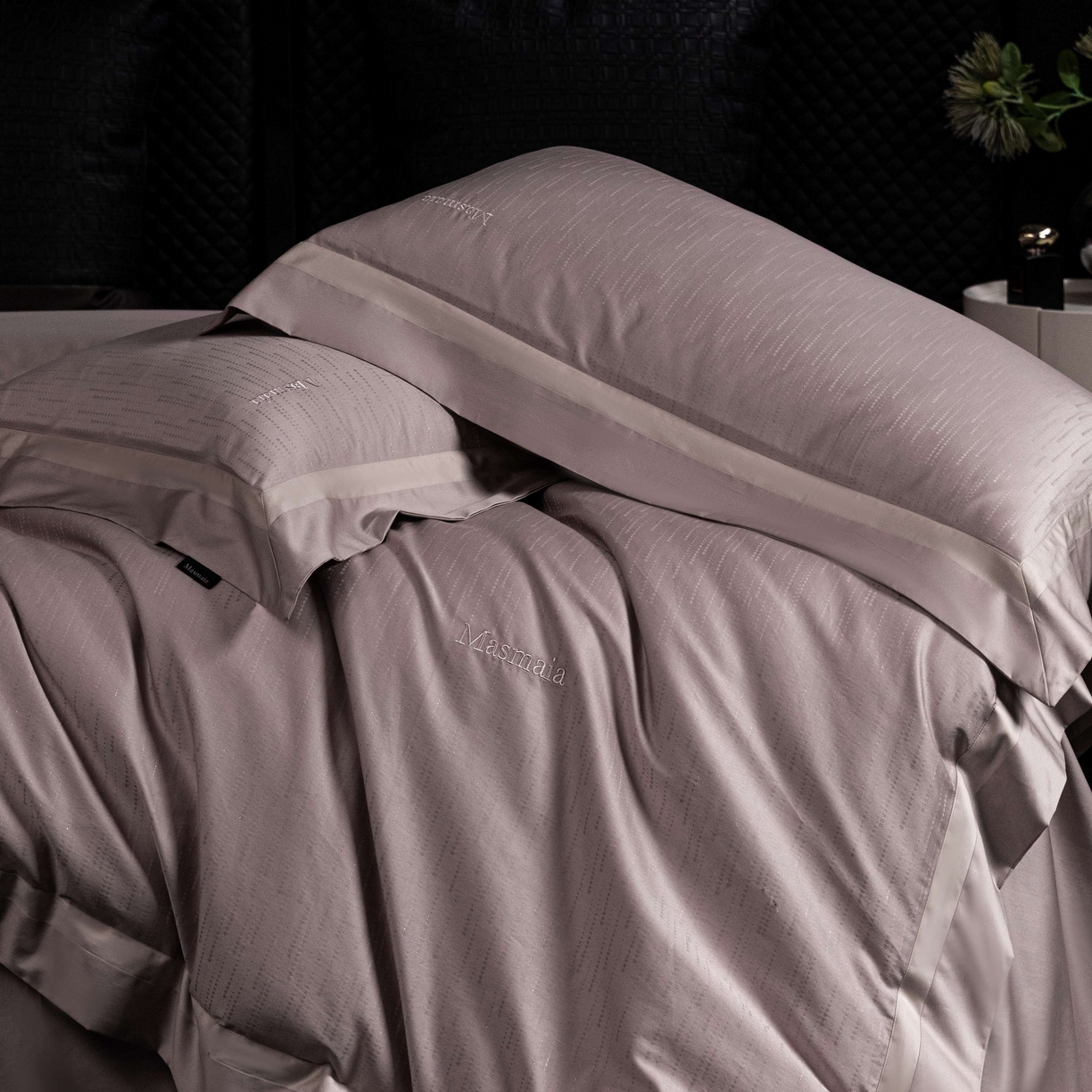 91家纺网 家纺一手货源 找家纺 安莱生活 2025年新品50银丝星晴提花系列四件套 时间煮雨