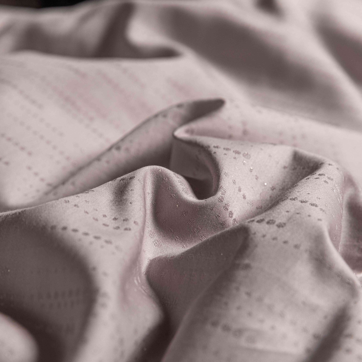 91家纺网 家纺一手货源 找家纺 安莱生活 2025年新品50银丝星晴提花系列四件套 时间煮雨