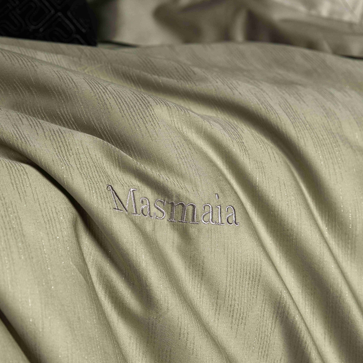 91家纺网 家纺一手货源 找家纺 安莱生活 2025年新品50银丝星晴提花系列四件套 夏凡