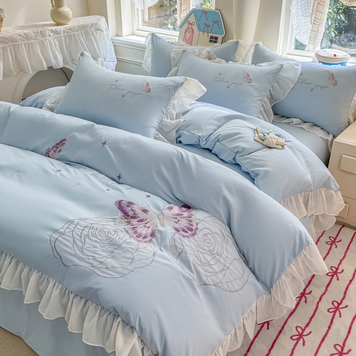 91家纺网 家纺一手货源 找家纺 凯美家居 2025新款A类水洗棉大版绣花四件套系列-蝶恋花 蝶恋花 浅蓝