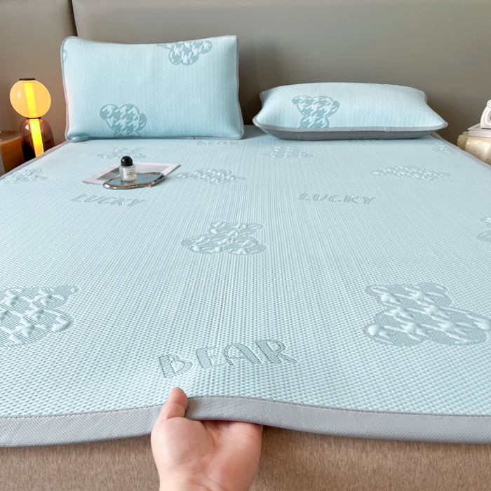 91家纺网 家纺一手货源 找家纺 （总）子曰 2025春夏新款A类中分子430gPE聚乙烯乙纶凉豆豆凉席-床席款