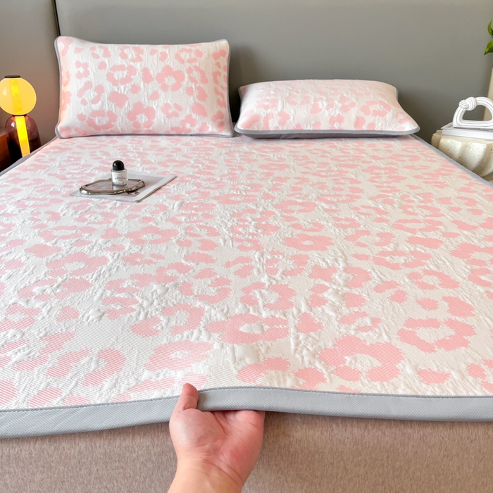 子曰 2025春夏新款A类中分子430gPE聚乙烯乙纶凉豆豆凉席-床席款 小豹纹-粉