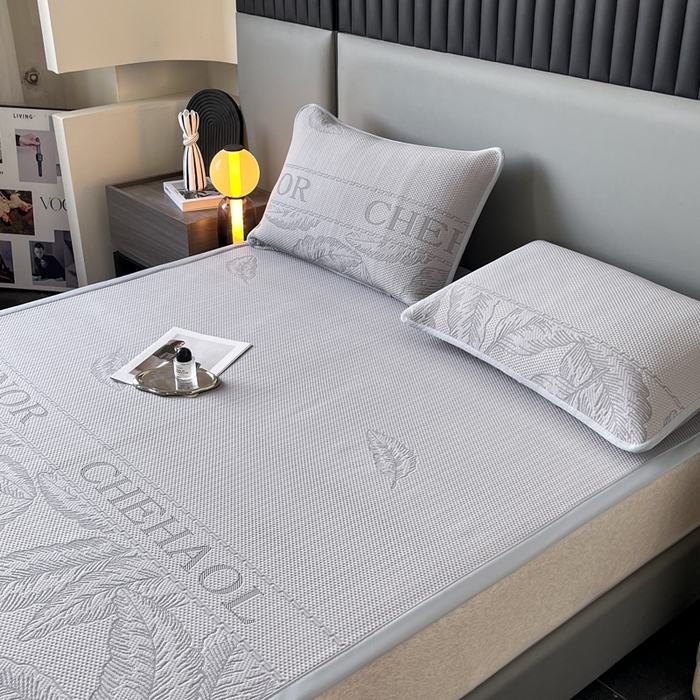 91家纺网 家纺一手货源 找家纺 子曰 2025春夏新款A类中分子430gPE聚乙烯乙纶凉豆豆凉席-床席款 英伦-灰