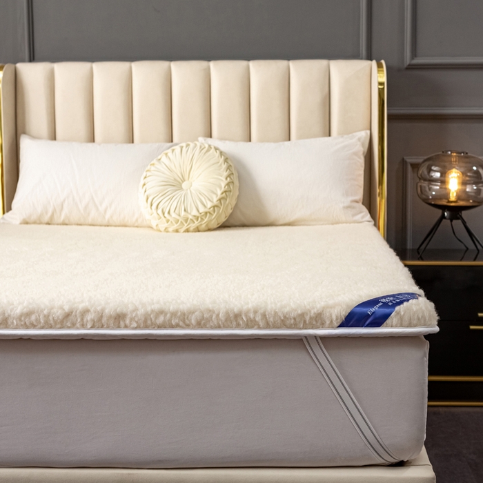 91家纺网 家纺一手货源 找家纺 苏赫床垫 2025新款羊毛床垫短毛款全棉底布 米黄2