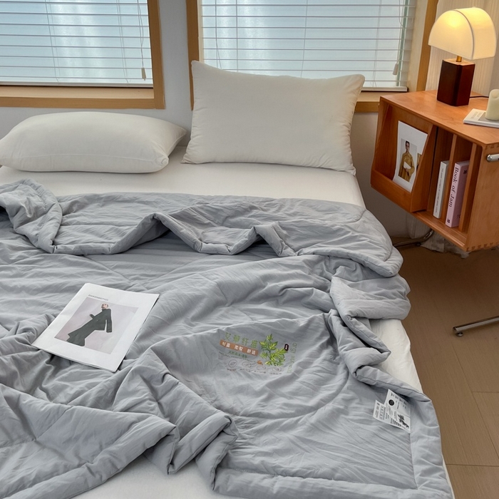 91家纺网 家纺一手货源 找家纺 （总）青螺家纺 2025新款日式简约纯色高克重水洗棉艾草（填充非面料注剂）