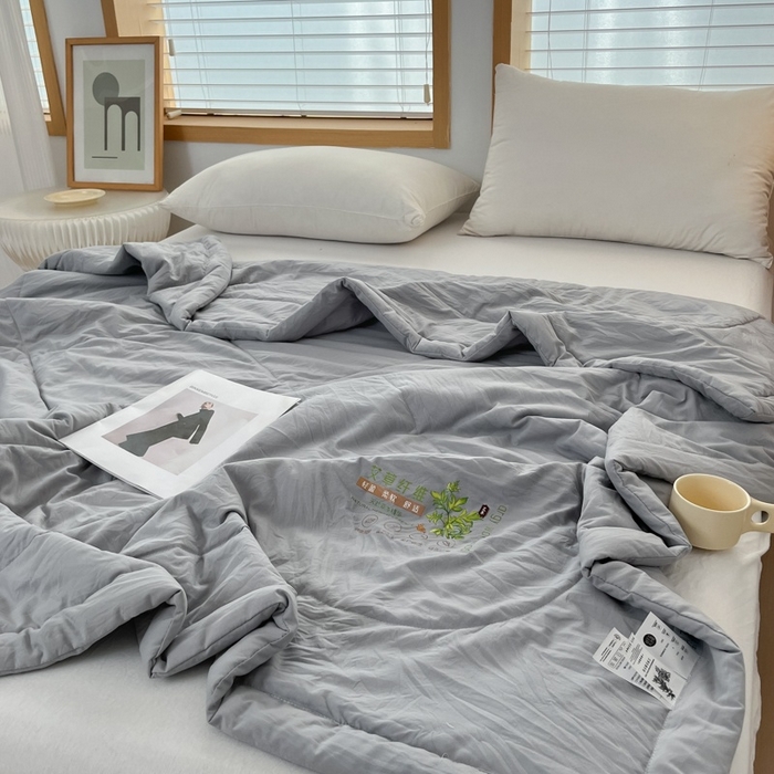 91家纺网 家纺一手货源 找家纺 （总）青螺家纺 2025新款日式简约纯色高克重水洗棉艾草（填充非面料注剂）