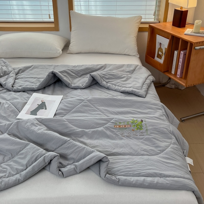 91家纺网 家纺一手货源 找家纺 青螺家纺 2025新款日式简约纯色高克重水洗棉艾草（填充非面料注剂） 灰色