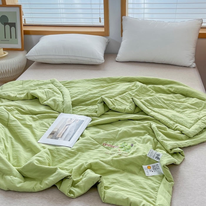 91家纺网 家纺一手货源 找家纺 青螺家纺 2025新款日式简约纯色高克重水洗棉艾草（填充非面料注剂） 绿色