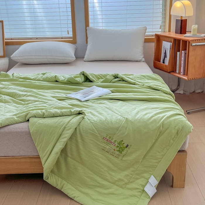 91家纺网 家纺一手货源 找家纺 青螺家纺 2025新款日式简约纯色高克重水洗棉艾草（填充非面料注剂） 绿色