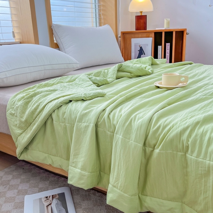 91家纺网 家纺一手货源 找家纺 青螺家纺 2025新款日式简约纯色高克重水洗棉艾草（填充非面料注剂） 绿色