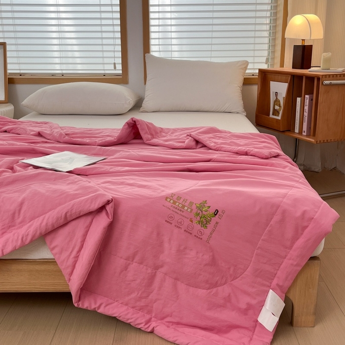 91家纺网 家纺一手货源 找家纺 青螺家纺 2025新款日式简约纯色高克重水洗棉艾草（填充非面料注剂） 玫红