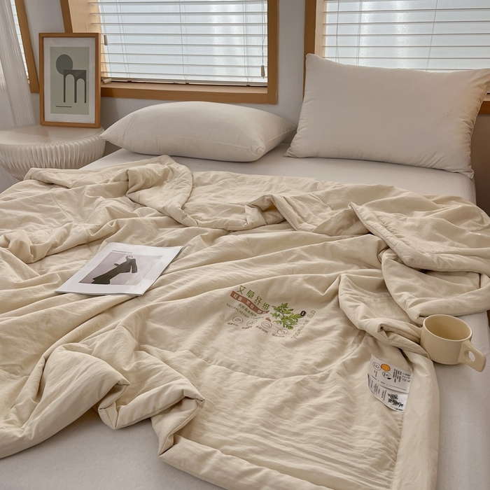 91家纺网 家纺一手货源 找家纺 青螺家纺 2025新款日式简约纯色高克重水洗棉艾草（填充非面料注剂） 米色