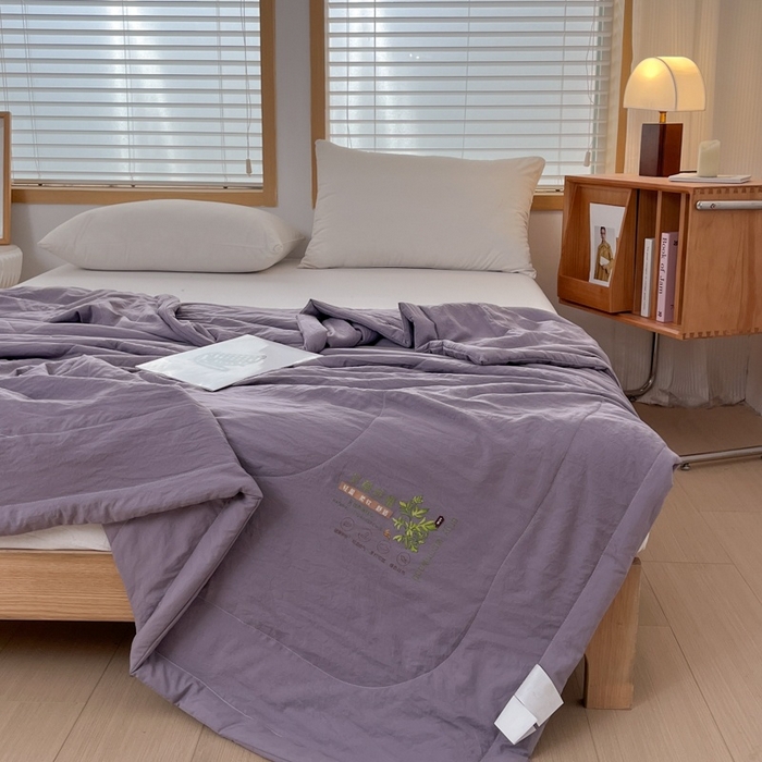 91家纺网 家纺一手货源 找家纺 青螺家纺 2025新款日式简约纯色高克重水洗棉艾草（填充非面料注剂） 紫色