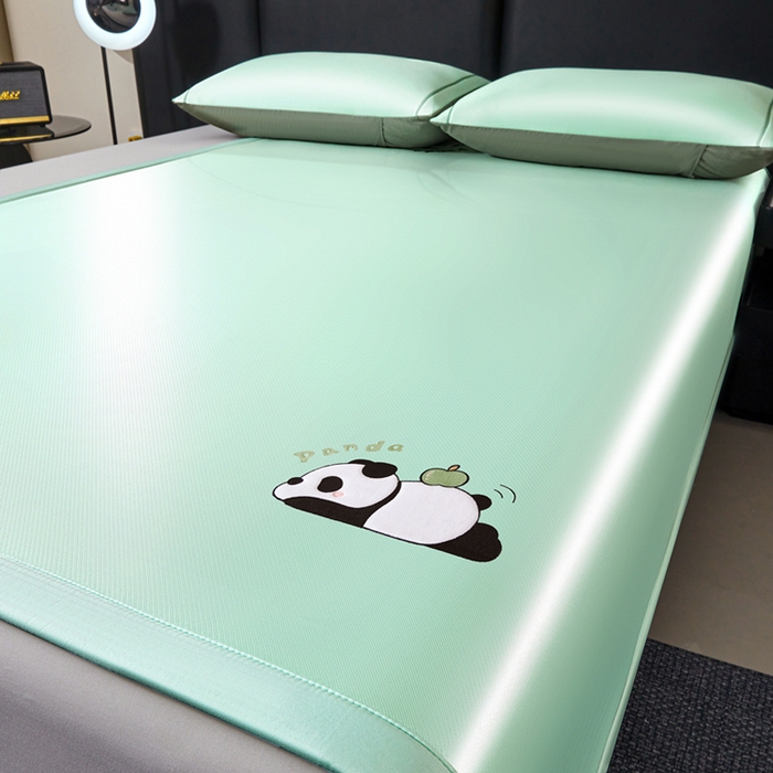 91家纺网 家纺一手货源 找家纺 （总）全季家居 2025新款5A抗菌碳光萌趣熊猫系列贴布绣冰丝席