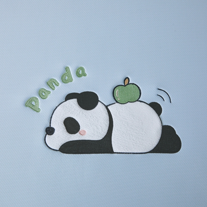 91家纺网 家纺一手货源 找家纺 全季家居 2025新款5A抗菌碳光萌趣熊猫系列贴布绣冰丝席 床笠-天蓝