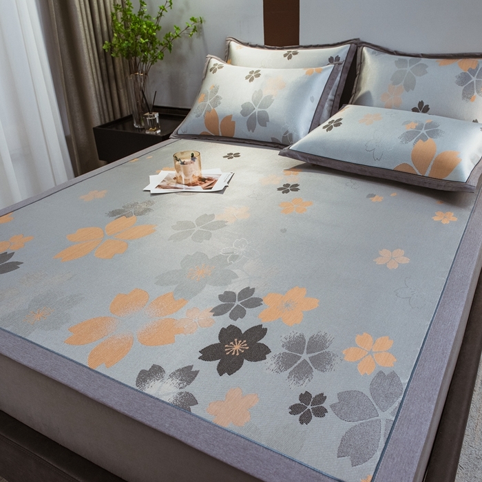 91家纺网 家纺一手货源 找家纺 全季家居 2025新款900D高精密三色纬提花冰丝凉席 床席-静享花开