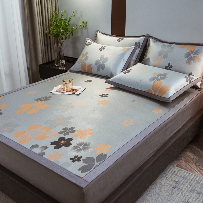 91家纺网 家纺一手货源 找家纺 全季家居 2025新款900D高精密三色纬提花冰丝凉席 床席-静享花开